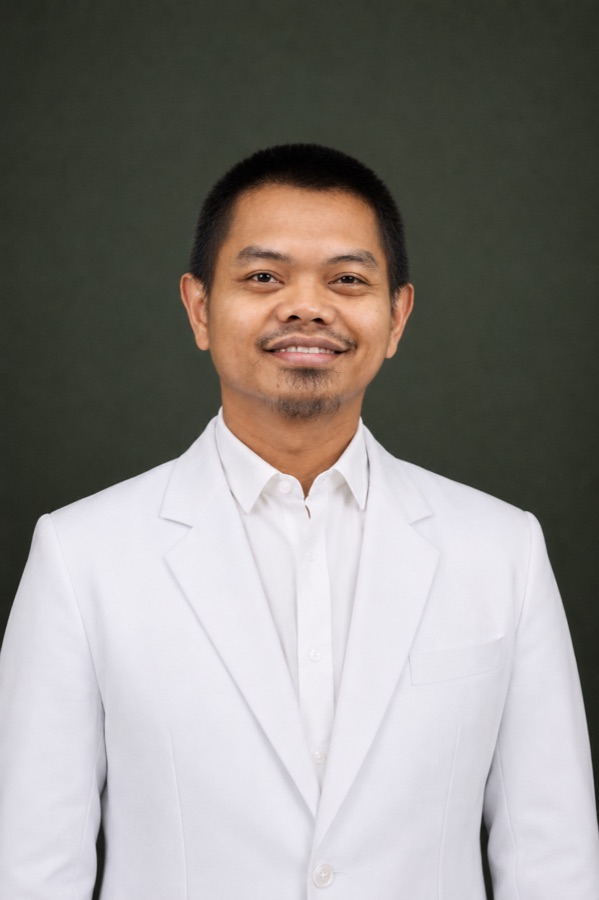 drg. Husnul Basyar, Sp.BMM